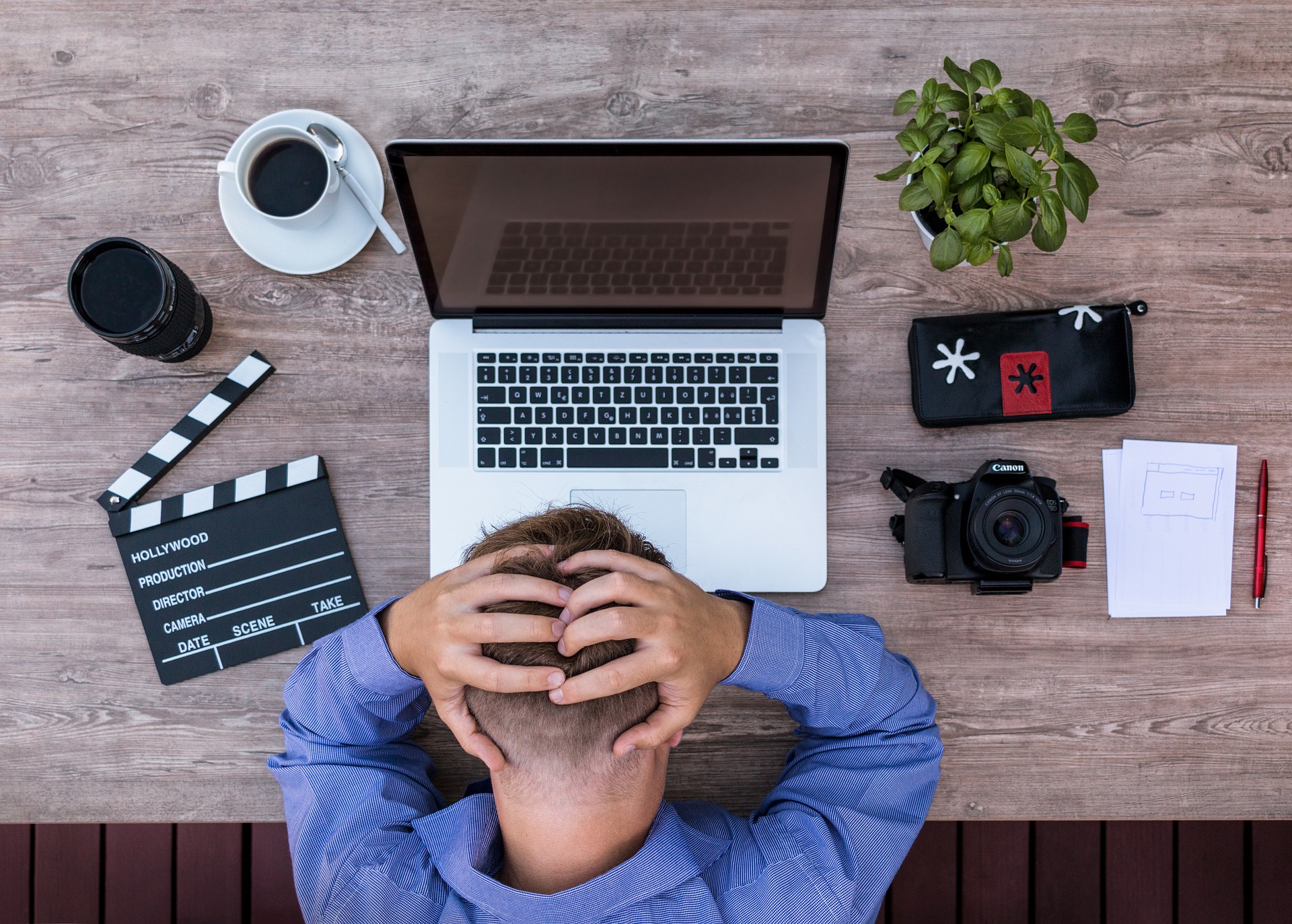 greetly-digital-receptionist-overwhelmed-delegate