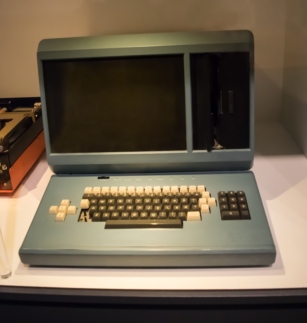Old fashioned desktop computer terminal