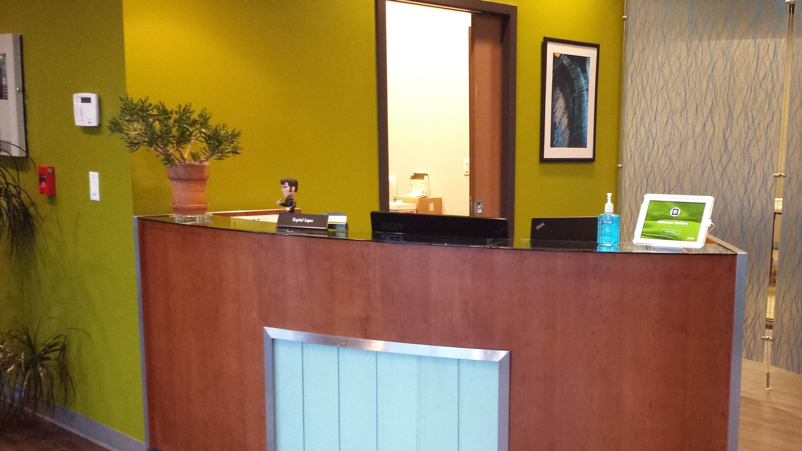 smart-office-using-greetly-ipad-receptionist-app smart-office-using-greetly-ipad-receptionist-app